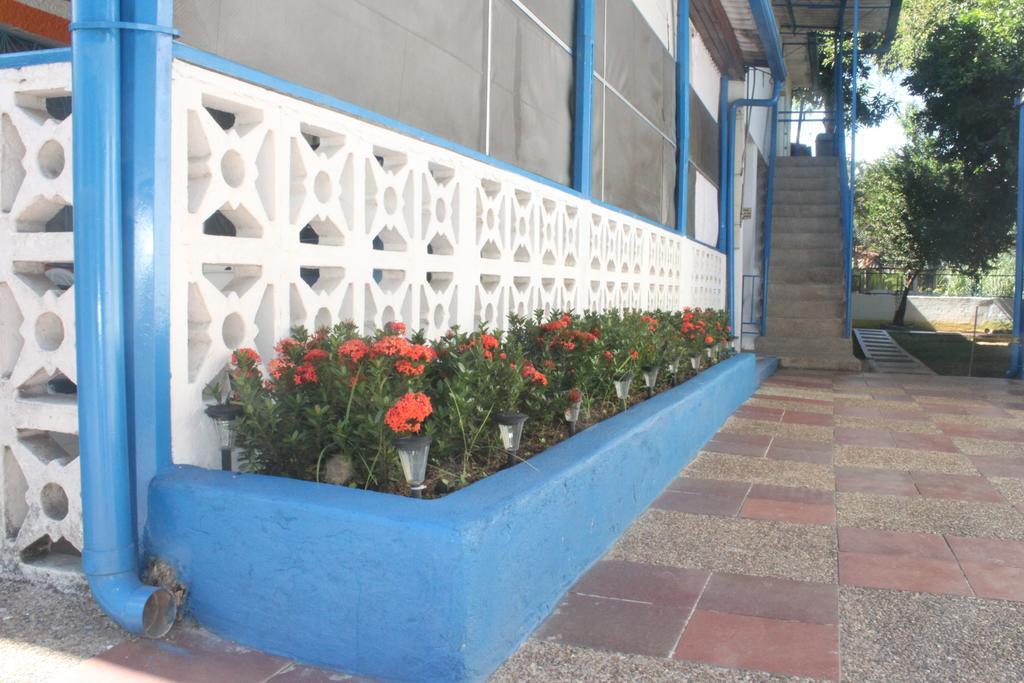 Villa Katherine Melgar Exterior foto
